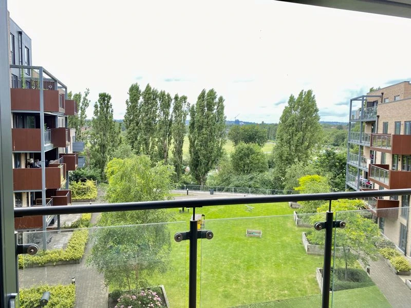 Needleman Close